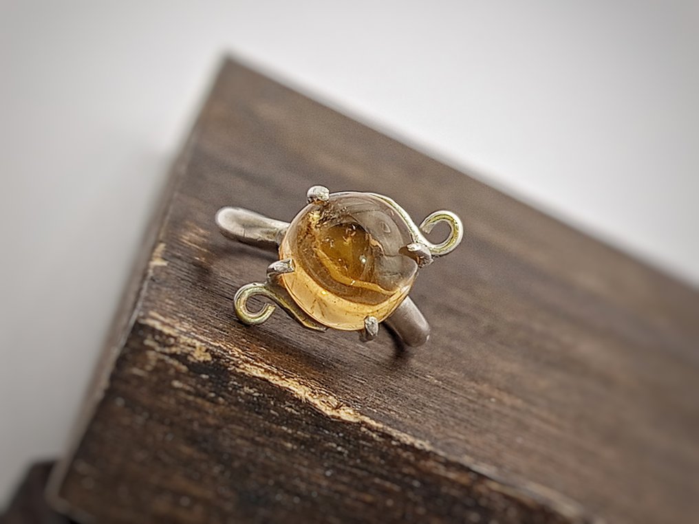 手工製作的 925 銀戒指，鑲嵌頂級黃水晶，獨一無二- 3.2 g - (1) #1.0