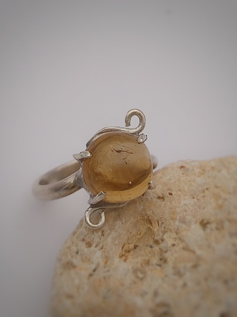 手工製作的 925 銀戒指，鑲嵌頂級黃水晶，獨一無二- 3.2 g - (1) #4.3