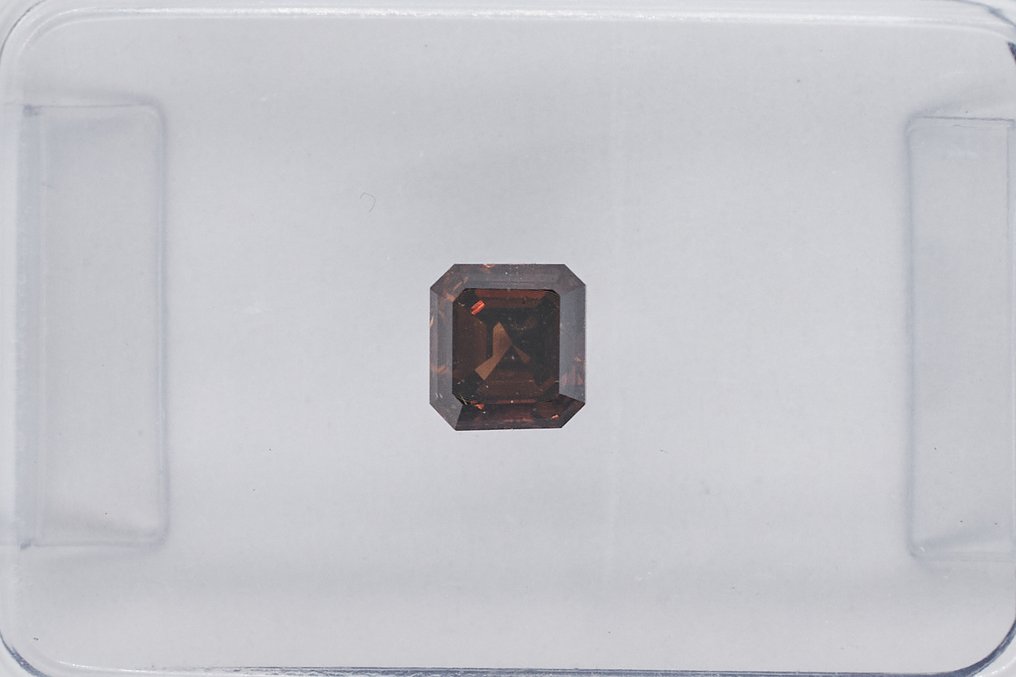 没有保留价 - 1 pcs 钻石  (天然色彩的)  - 0.29 ct - 祖母绿 - Fancy deep 棕色 - SI1 微内含一级 - 国际宝石研究院（IGI） #1.0