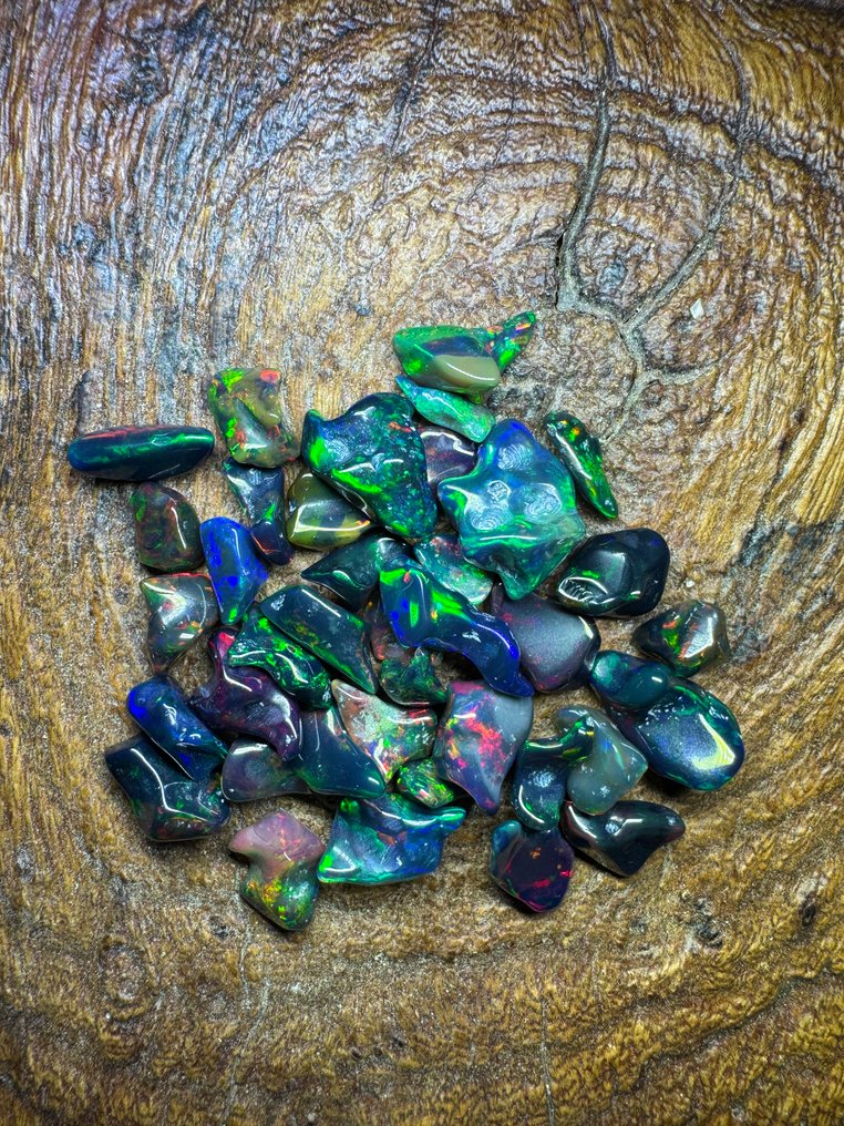 埃塞俄比亚天然未加工黑色蛋白石一批，经过抛光。50克拉。没有保留价格。 粗犷，未雕琢，光滑- 10 g #1.0