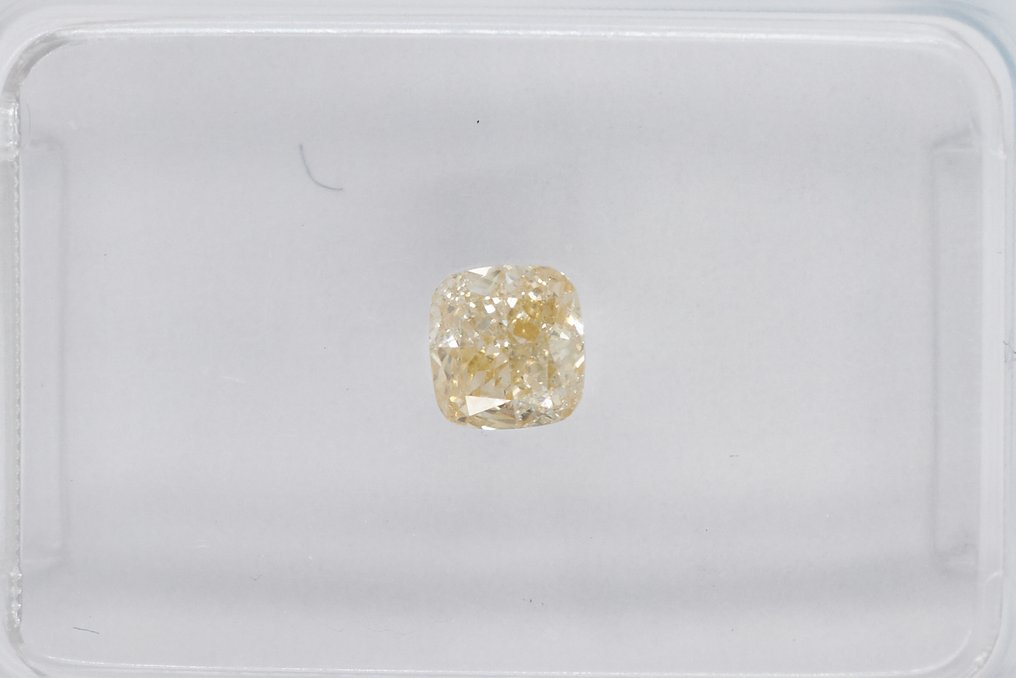 没有保留价 - 1 pcs 钻石 (天然色彩的) - 0.31 ct - 枕形 - Fancy light 黄色 - SI2 微内含二级 - 国际宝石研究院(IGI) #2.1