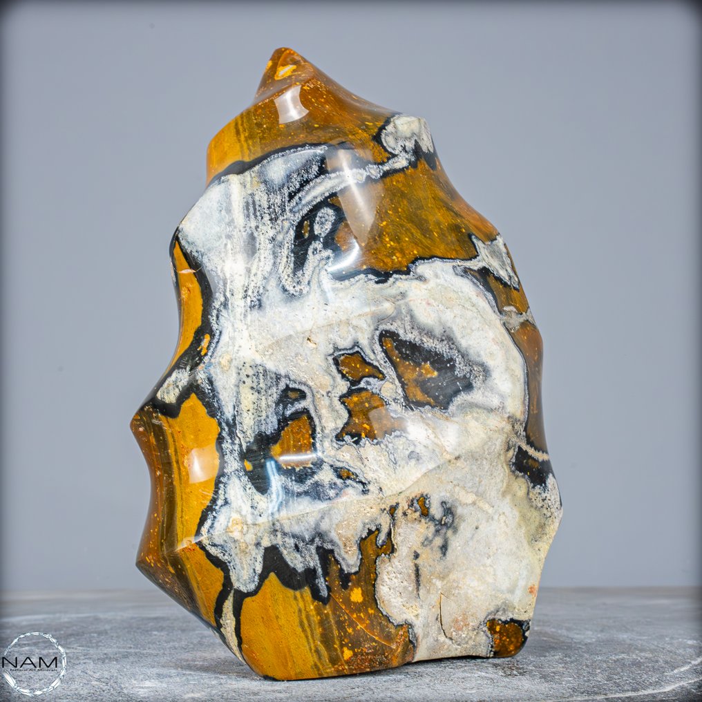 新发现！稀有天然碧玉-玉髓 火焰- 2728.79 g #1.0