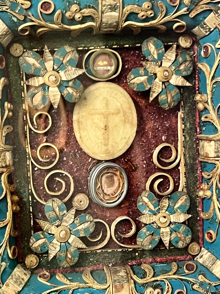 Λειψανοθήκη - Ξύλο, Γυαλί, Χαρτί, Κερί - 1750-1800 - Λειψανοθήκη του Αγίου Μανσουέ #3.2