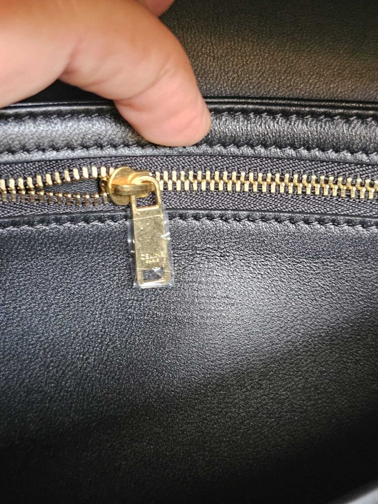 Céline - Medium Triomphe - Axelremsväska #1.0