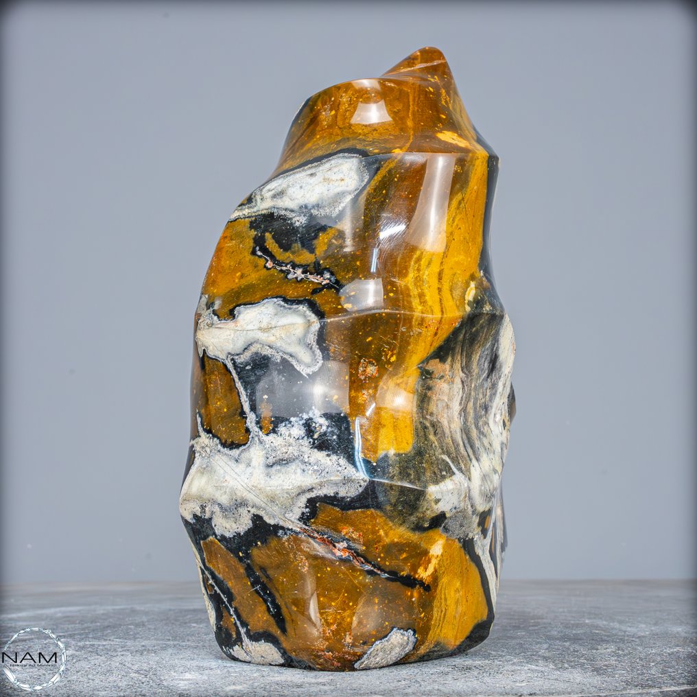 新发现！稀有天然碧玉-玉髓 火焰- 2728.79 g #3.2