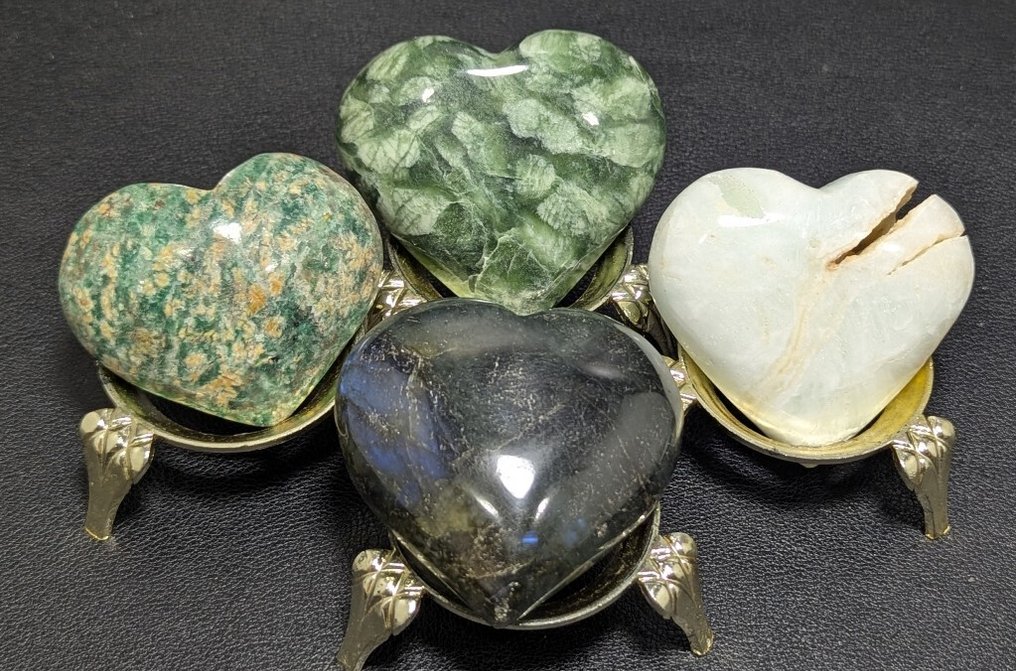 Amazonite, Aragonite, Afghanite, Jasper, Serpentine, Lepidolite, Aventurine, Calcite & Snow Flex Heart - Height: 55 mm - Width: 49 mm- 1515 g - (18) #2.1