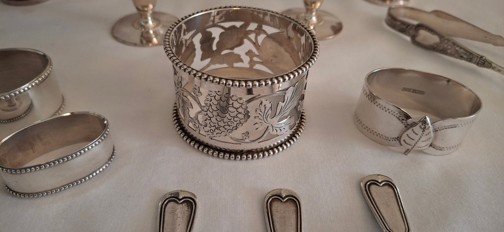 Napkin ring (15) - Laminated silver and 19th-century crystal. - various laminated silver #1.0