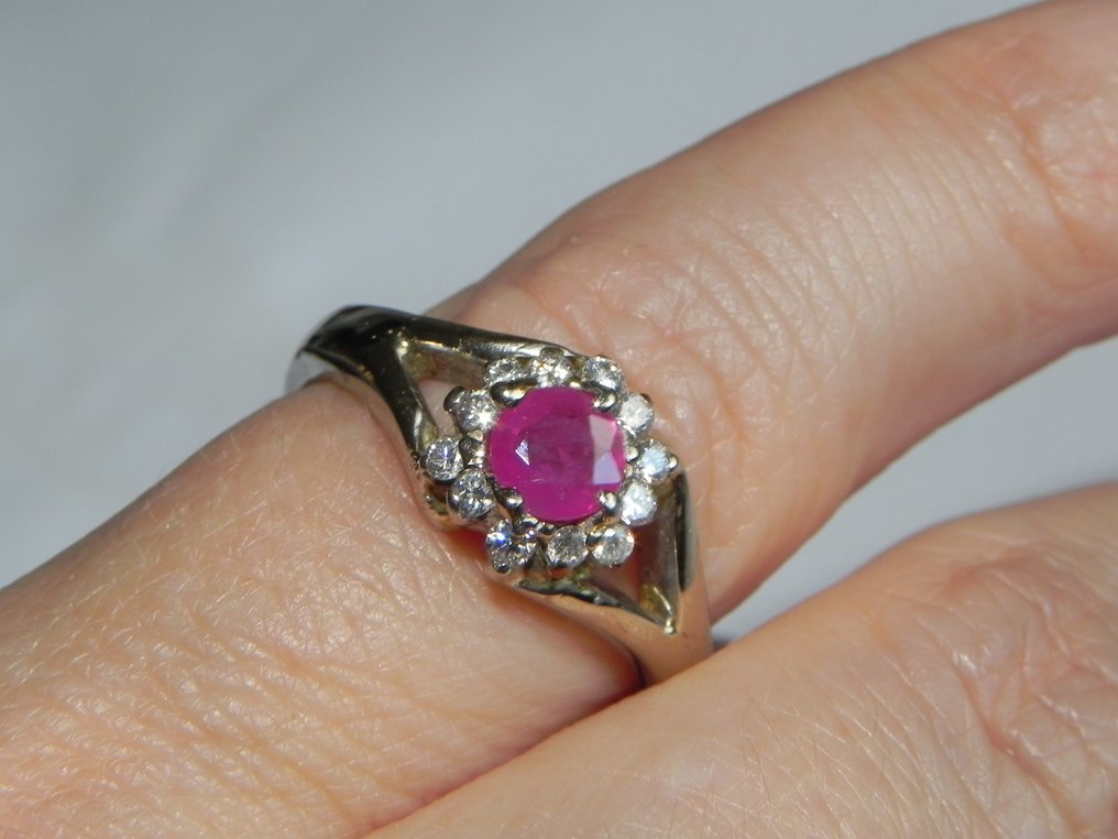 Ring - 14 karaat Witgoud Robijn - Diamant #1.0