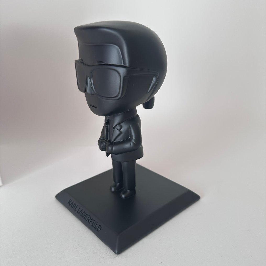 Karl Lagerfeld - Statuette, K/IKONIK 2.0 KARL STATUE - 20 cm - Plastic #1.0