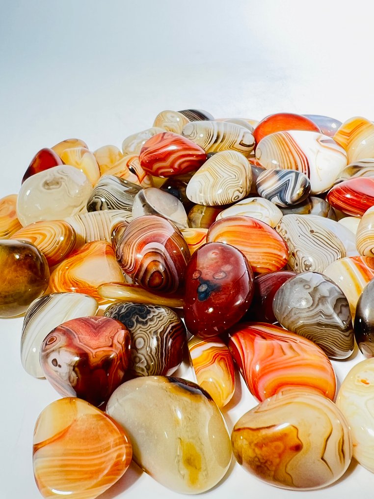 ***NO RESERVE***Botswana Agate Tumble Stones – 1kg Parcel (90–100 pcs, 20–30mm) – Unique Patterns- 1000 g - (1) #2.1