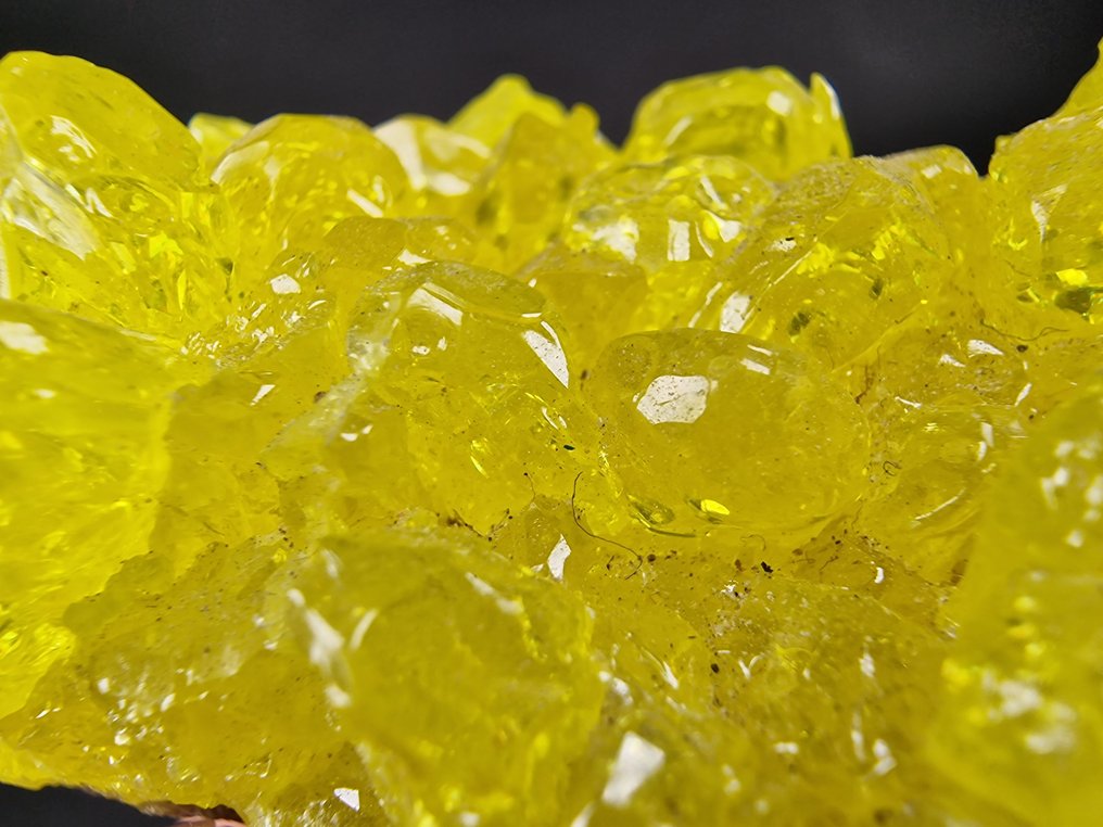 Θείο Κορυφαίο χρώμα - Ύψος: 75 mm - Πλάτος: 50 mm- 122 g - (1) #1.0