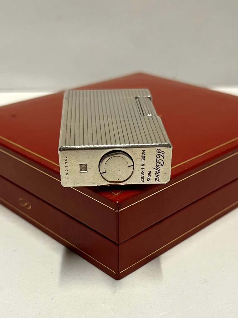 S.T. Dupont - L1 BR large - Silver plated - Vertical lines - Öngyújtó - Ezüsttányér #2.1