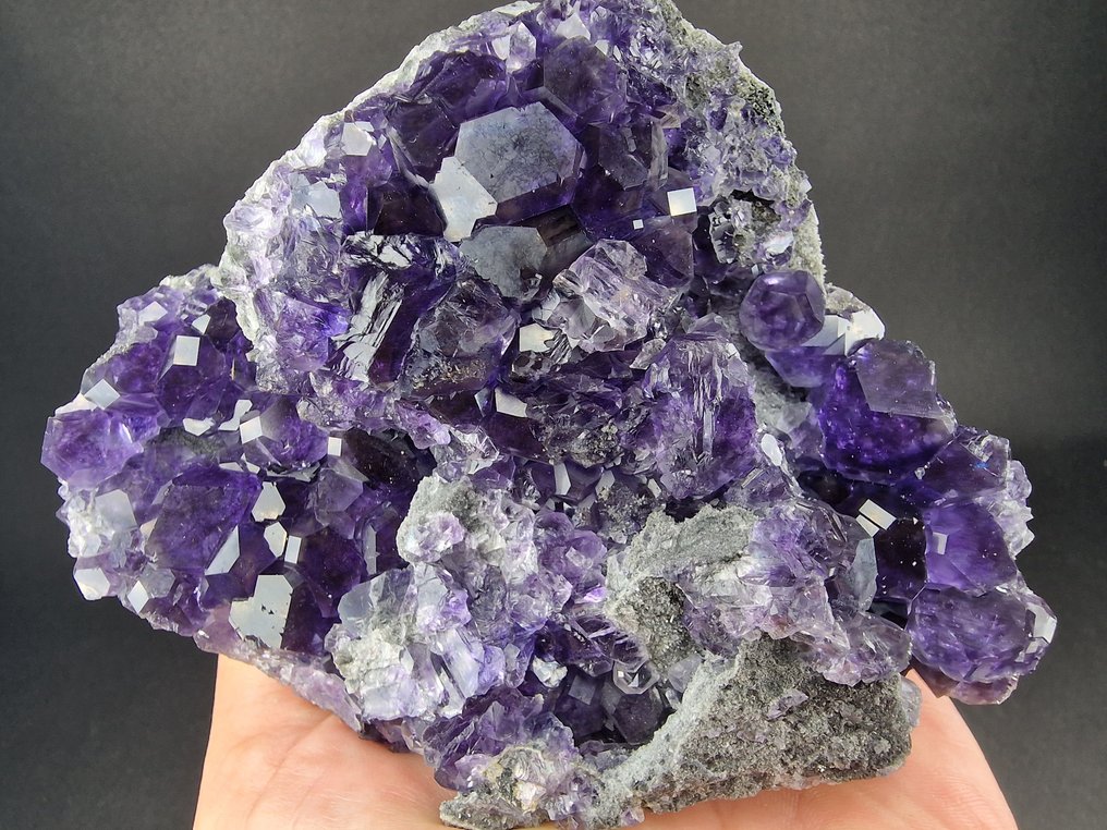 Fluorite Tanzanite, Top and big - Height: 130 mm - Width: 100 mm- 540 g - (1) #1.0