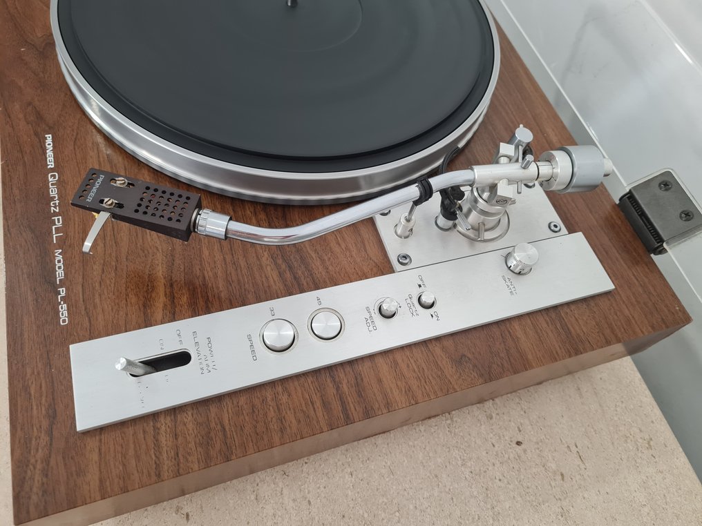 Pioneer - PL-550 Turntable #1.0