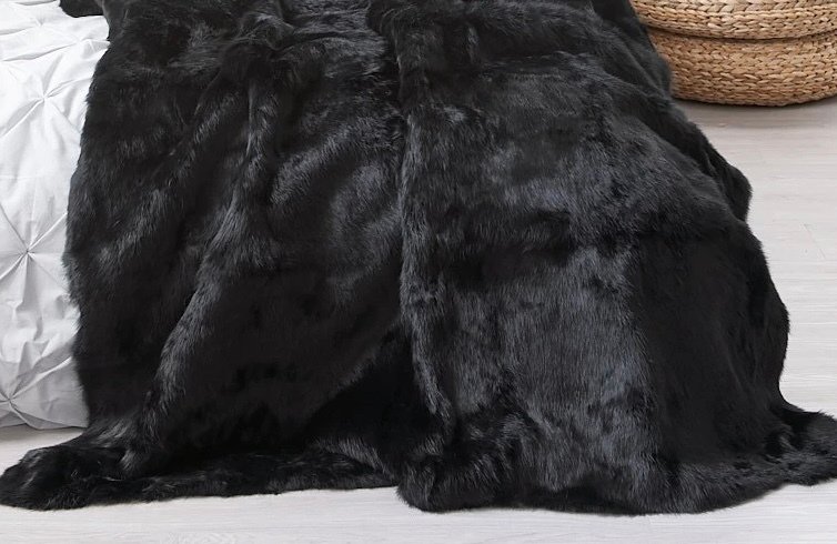 Tæppe - 200 cm - 115 cm - Sort - Fin Pels #1.0