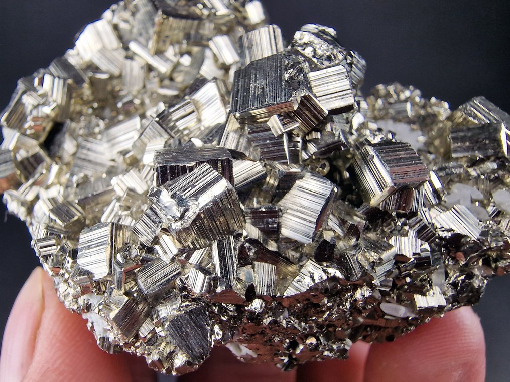 pyriet Topkwaliteit - Hoogte: 75 mm - Breedte: 60 mm- 305 g - (1) #2.1