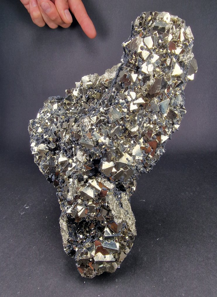 Pyrite XXXL Top quality - Height: 215 mm - Width: 130 mm- 3088 g - (1) #1.0