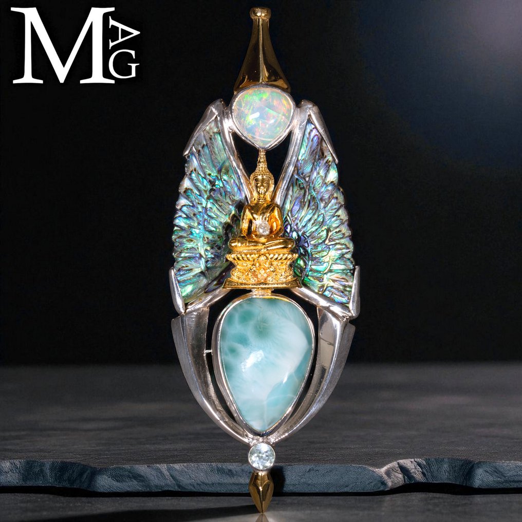 18K kultapinnoitetut yksityiskohdat Hopeasormukset Buddhan, Larimarin, Opalin, Paua Shellin ja timantin kanssa. - Korkeus: 82.5 mm - Leveys: 31 mm- 25 g #1.0