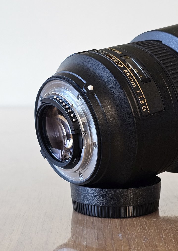 Nikon AF-S NIKKOR 85mm f/1.8G – FX portrait prime lens - Boxed 针孔相机 #2.1