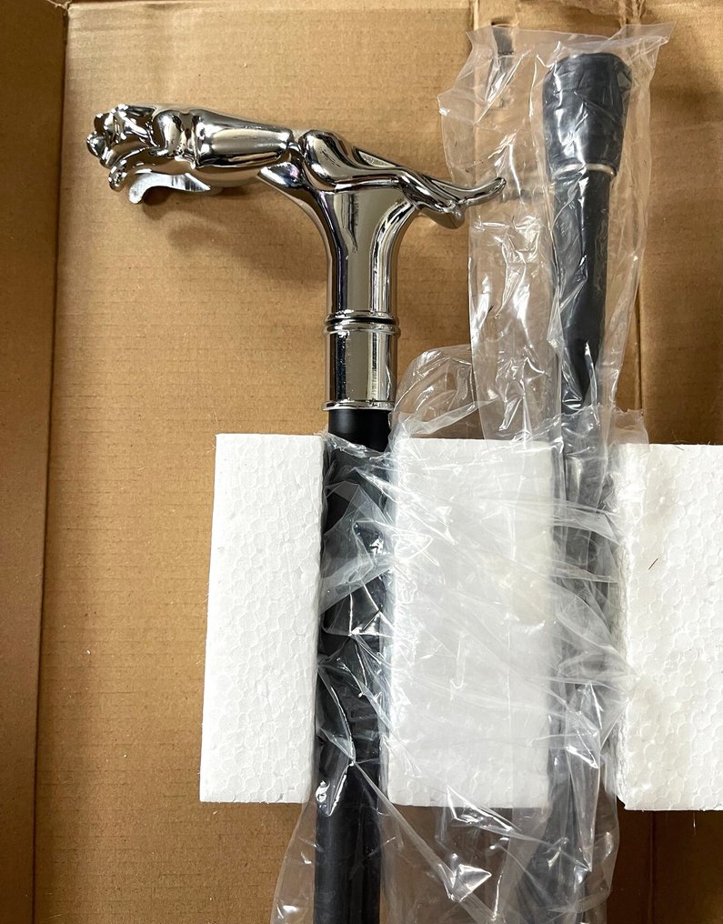 Artwork - Jaguar - Walking Stick Newest Luxe BIGGER spring edition. - 2025 #4.3