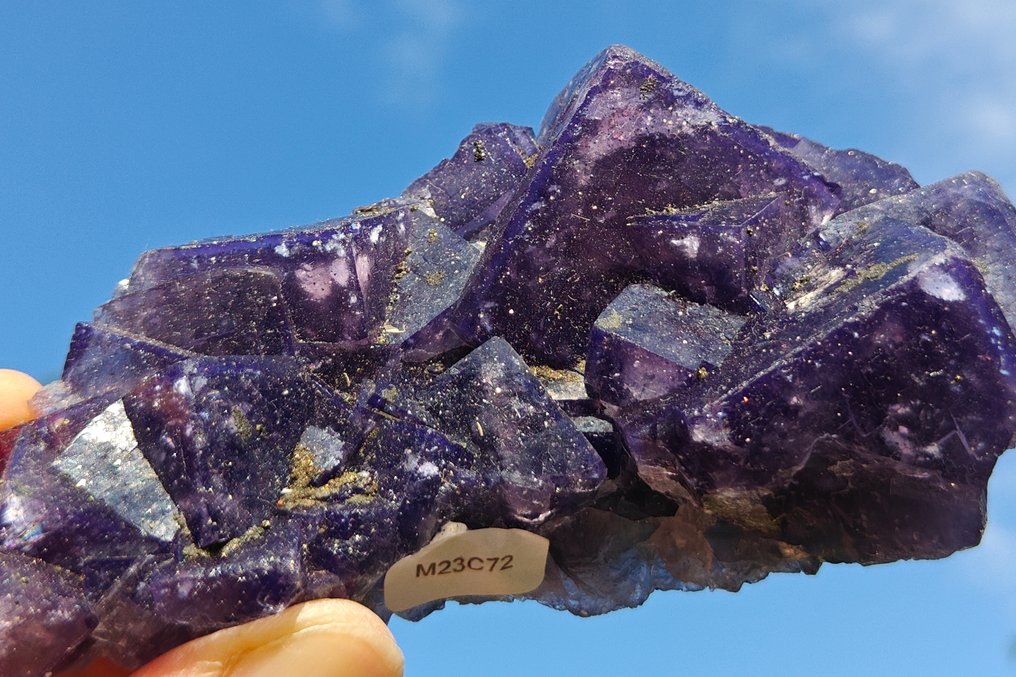 Green purple fluorite Fluorescent - Height: 12 cm - Width: 7 cm- 462 g #1.0