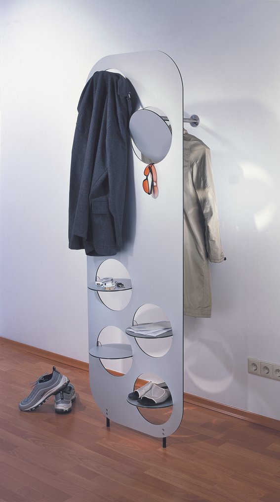 XXD - Max Kistner - Coat rack - Disc-o wardrobe made from Alucobond. - Alucobond - Concrete cloakroom #1.0