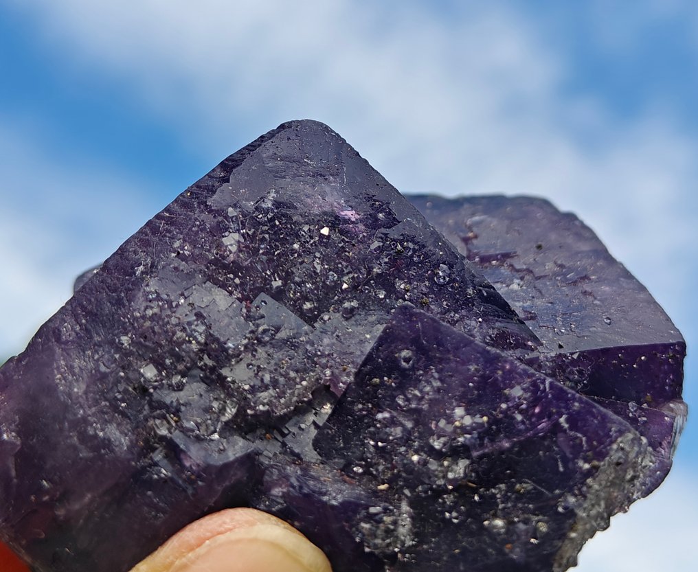 Green purple fluorite Fluorescent - Height: 10 cm - Width: 9 cm- 427 g #4.3