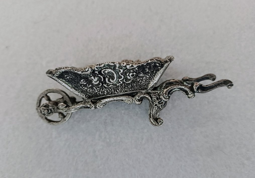 Collectable Novelty Wheelbarrow and oval - Saliera (2) - .800 argento #4.3