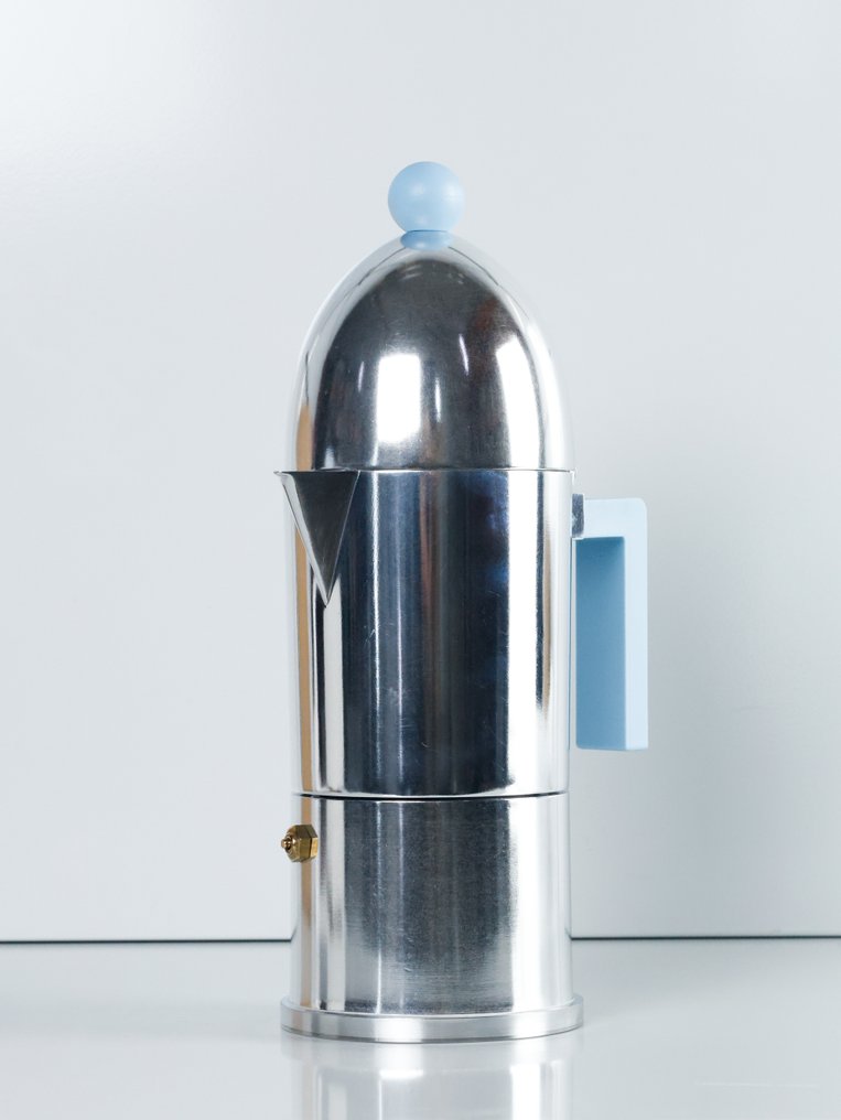 Alessi - Aldo Rossi - Kávéfőző - A Cupola - 6 csésze - Világoskék - öntött alumínium, acél - Bevezetés #3.2