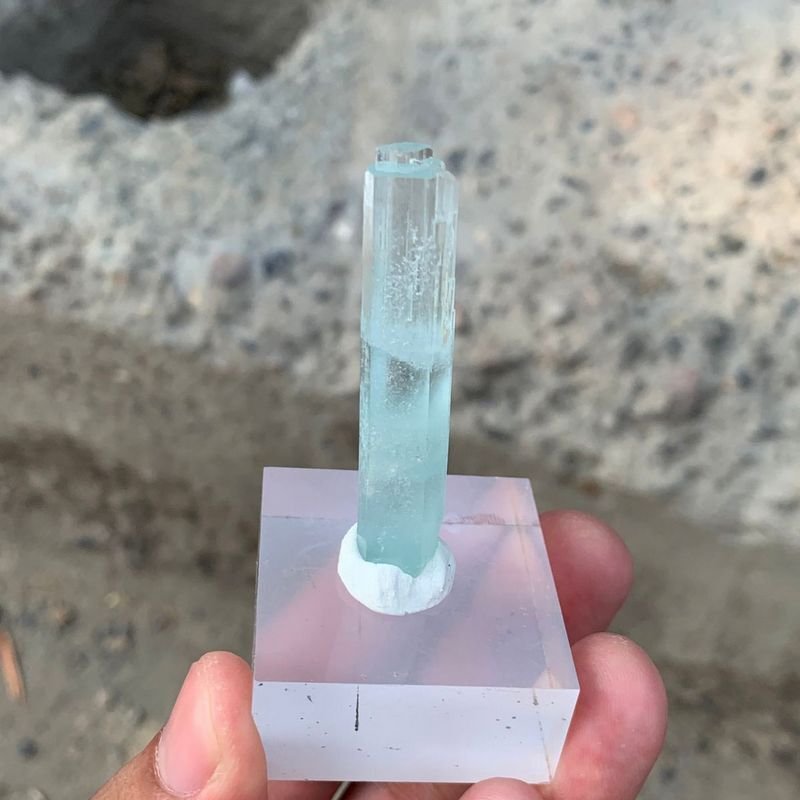 迷人的海蓝宝石水晶 水晶 - 高度: 55 mm - 宽度: 11 mm- 12.23 g - (1) #2.1