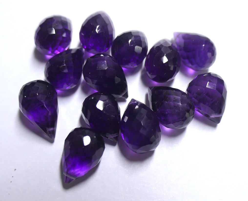 Λαμπερά πετράδια με φεγγίτες από αμέθοδο για δημιουργία κοσμημάτων. Καμπουσόν- 8.38 g - (13) #4.3