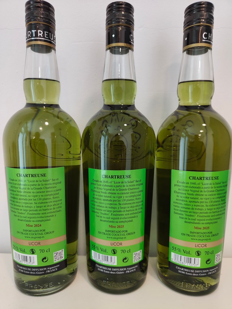 Chartreuse - Verte/Green - b. 2024, 2025 - 70cl - 3 pullojen #3.2