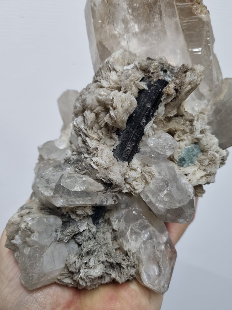 XXL Smoky crystal cluster with aquamarine, mica, and tourmaline. - Height: 210 mm - Width: 160 mm- 2.58 kg #1.0