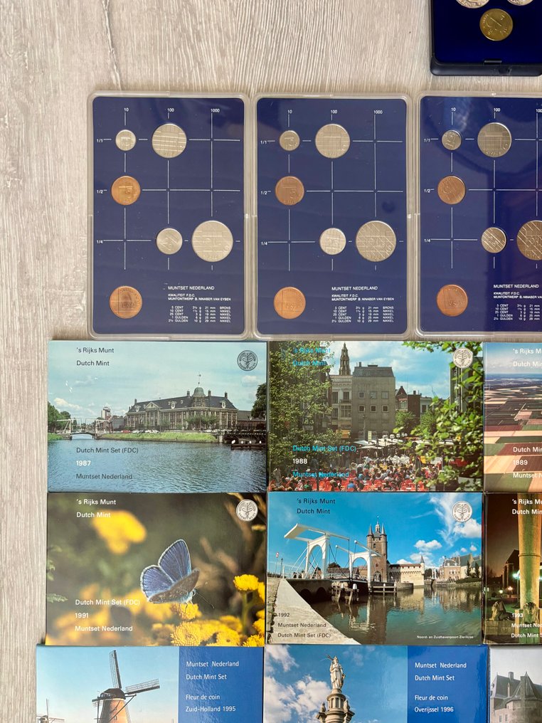 Hollandia. Beatrix. Gulden 1980/2001 (21 sets complete reeks) (Nincs minimálár) #2.1