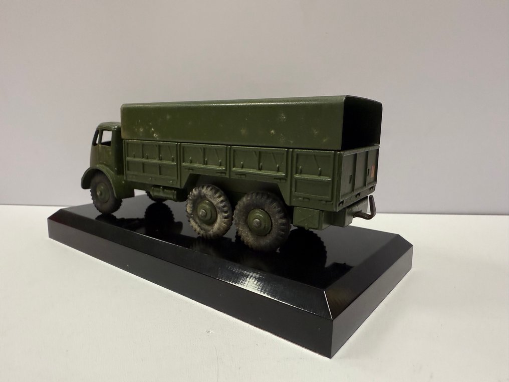 Dinky Toys - Model pojazdu wojskowego (4) - Dinky Toys Military Models - 622, 651, 661 i 689, każdy w ramce #4.3