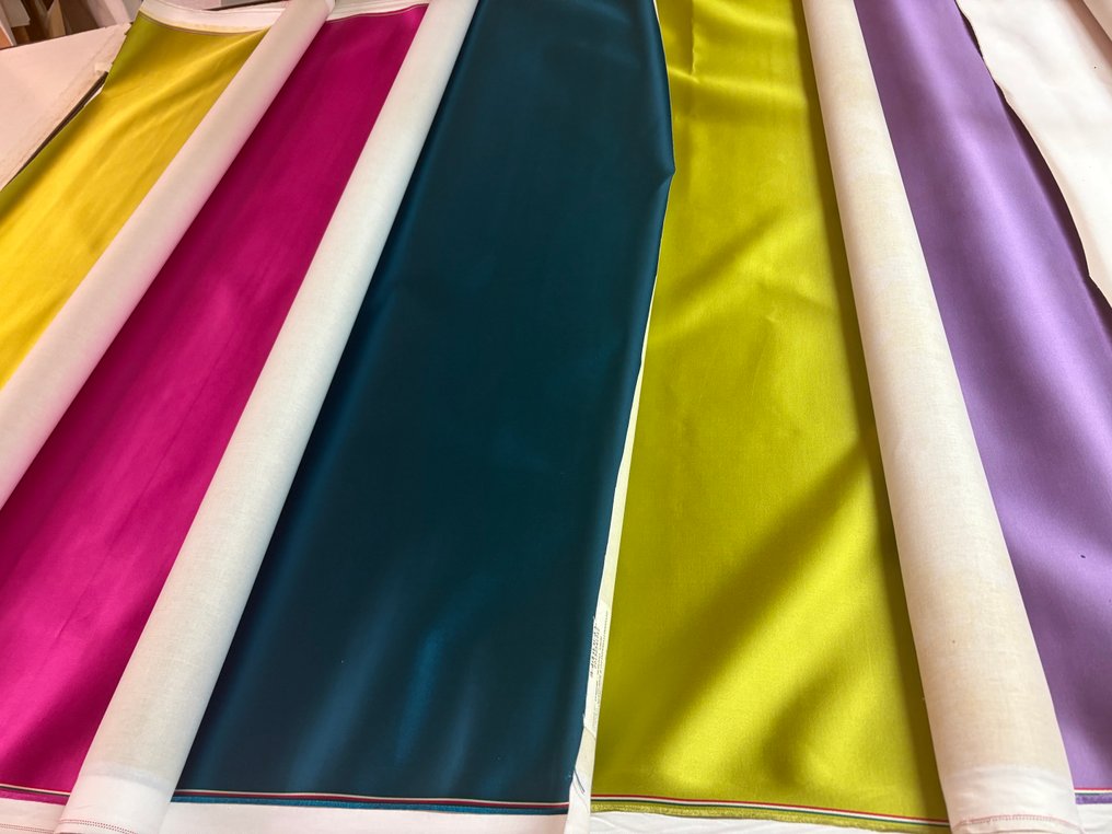 Attilio Imperiali - Attilio Imperiali - Tessuto (7) - 7 m - 1.4 m - Raso Imperiale Doppiato #2.1