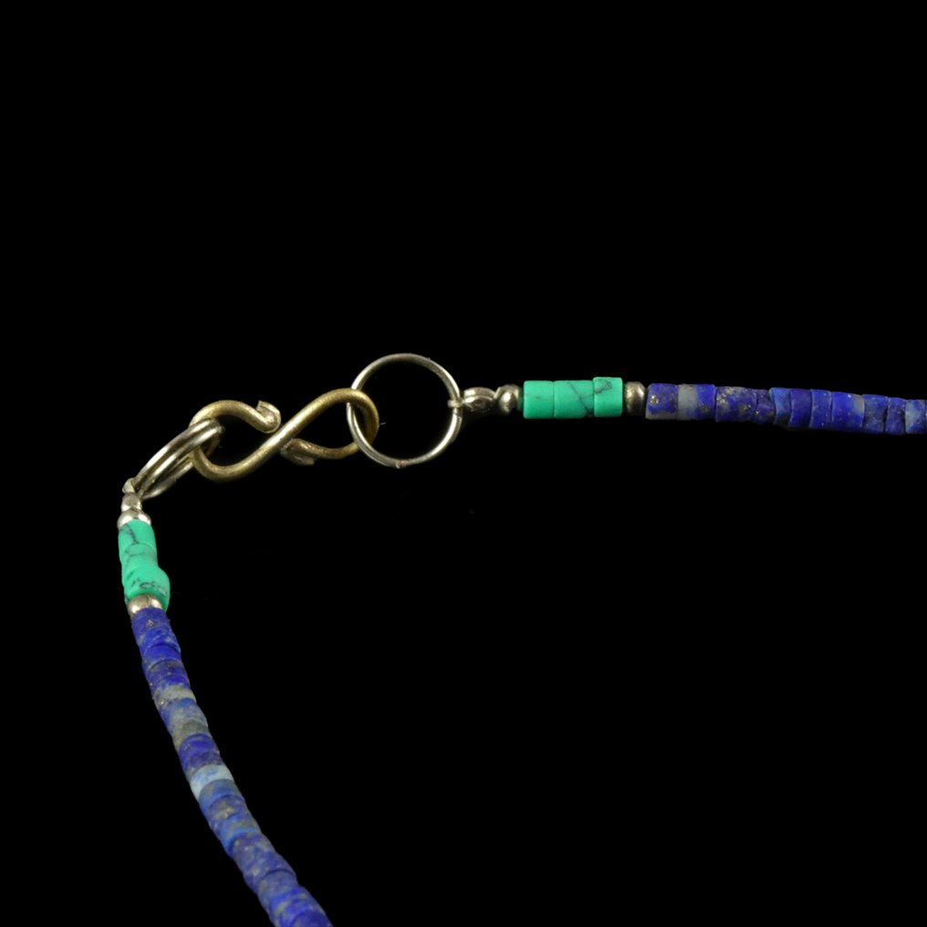 Αρχαία Αίγυπτος, ελληνορωμαϊκή εποχή Κολιέ με χάντρες από λάπις λαζουλί  (χωρίς τιμή ασφαλείας) #4.3
