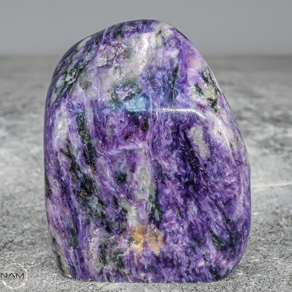 Extremt sällsynt naturlig charoit Freeform- 282.07 g #3.2