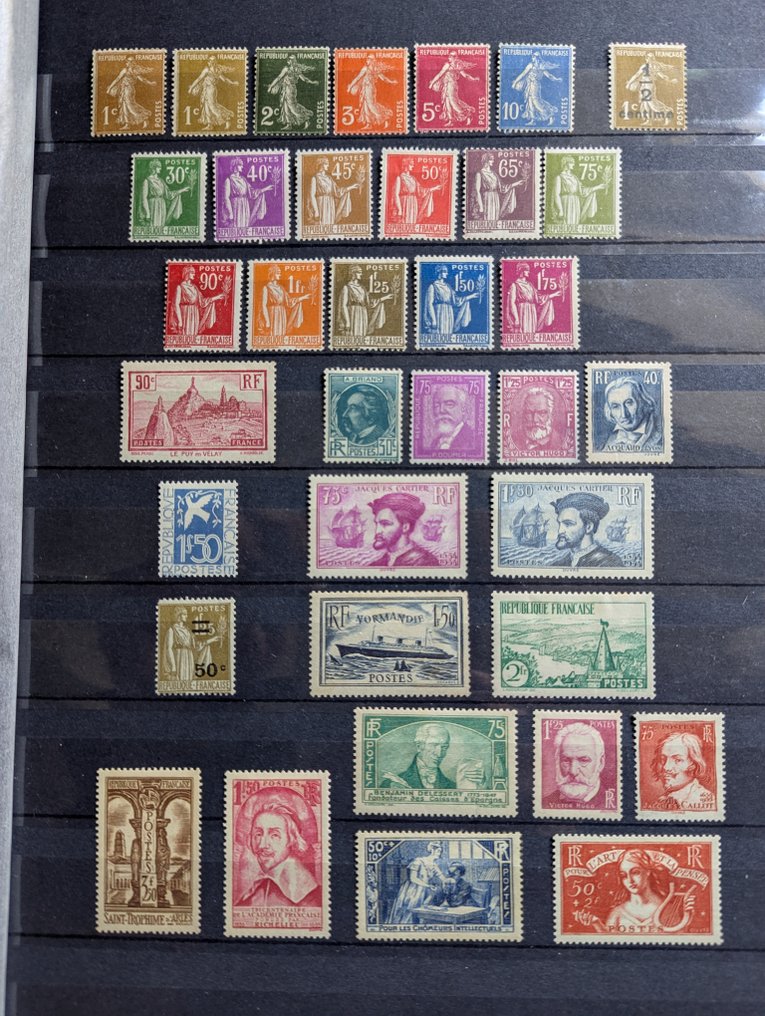 France 1932/1936 - Beautiful almost complete set including a pair from J. Cartier & Peace Series. - Yvert N° 277A à 314 - Cote 1100 € #1.0