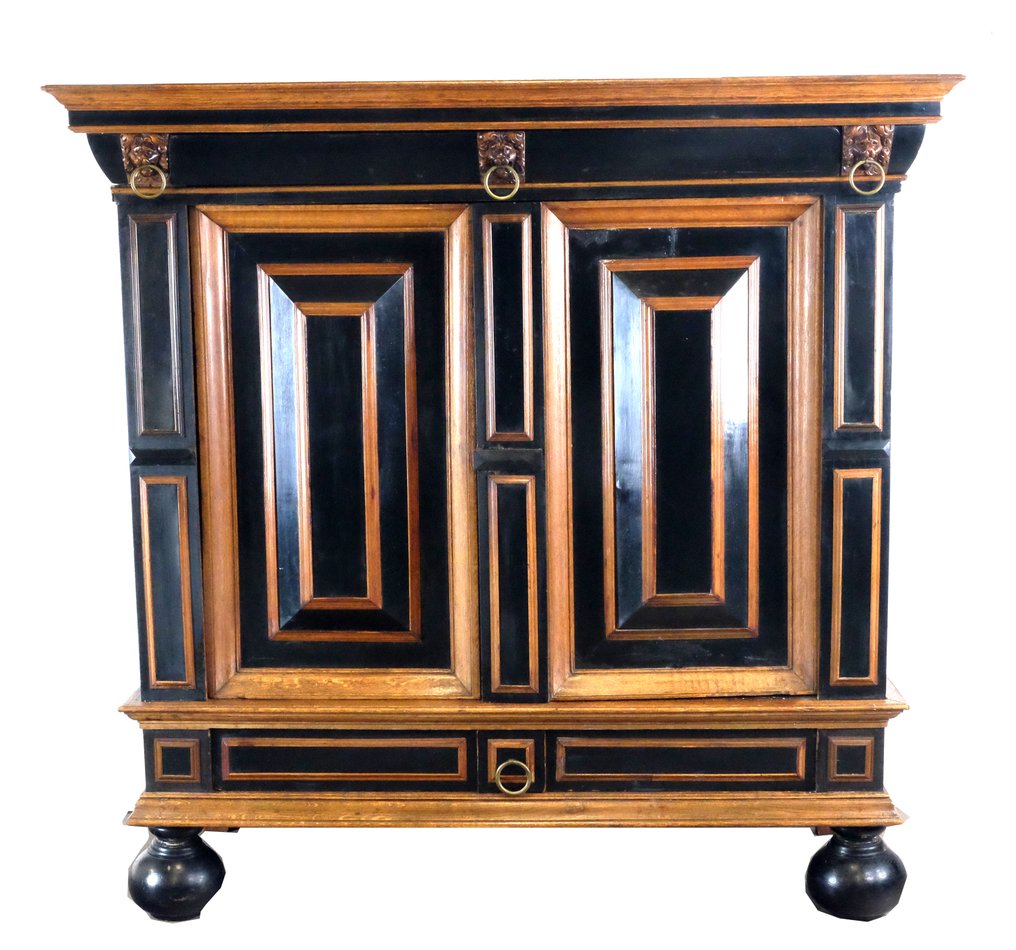 柜橱 - 橡木与乌木 #1.0