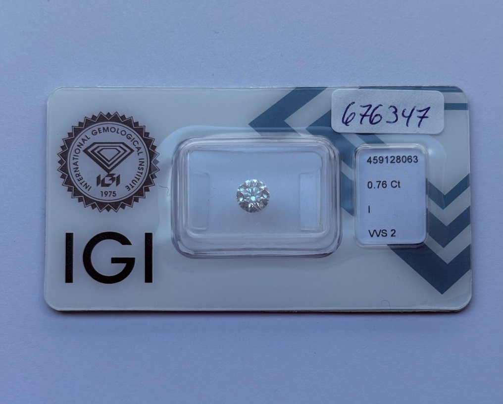 1 pcs 鑽石  (天然)  - 0.76 ct - 圓形 - I(極微黃、正面看為白色) - VVS2 - 國際寶石學院（International Gemological Institute (IGI)） #1.0