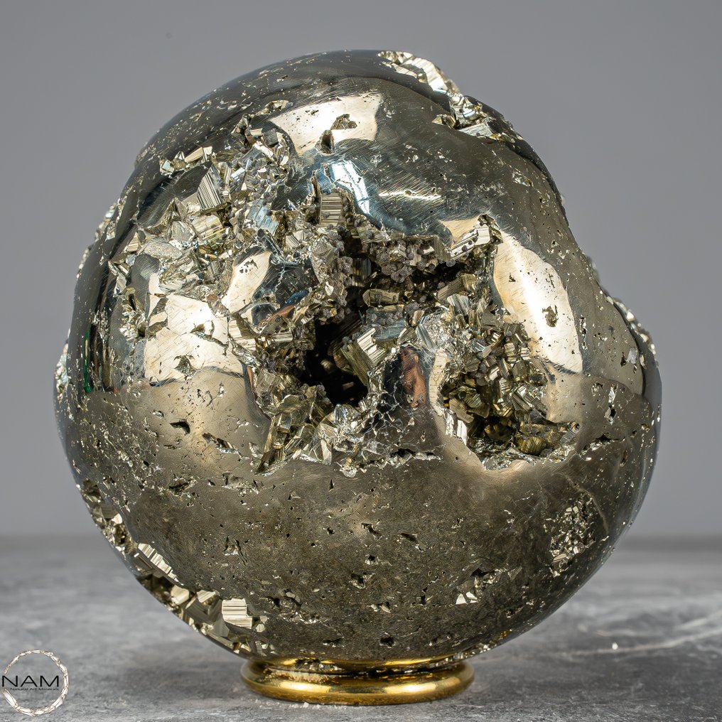 天然大块黄铁矿球 顶级质量- 2947.18 g #2.1