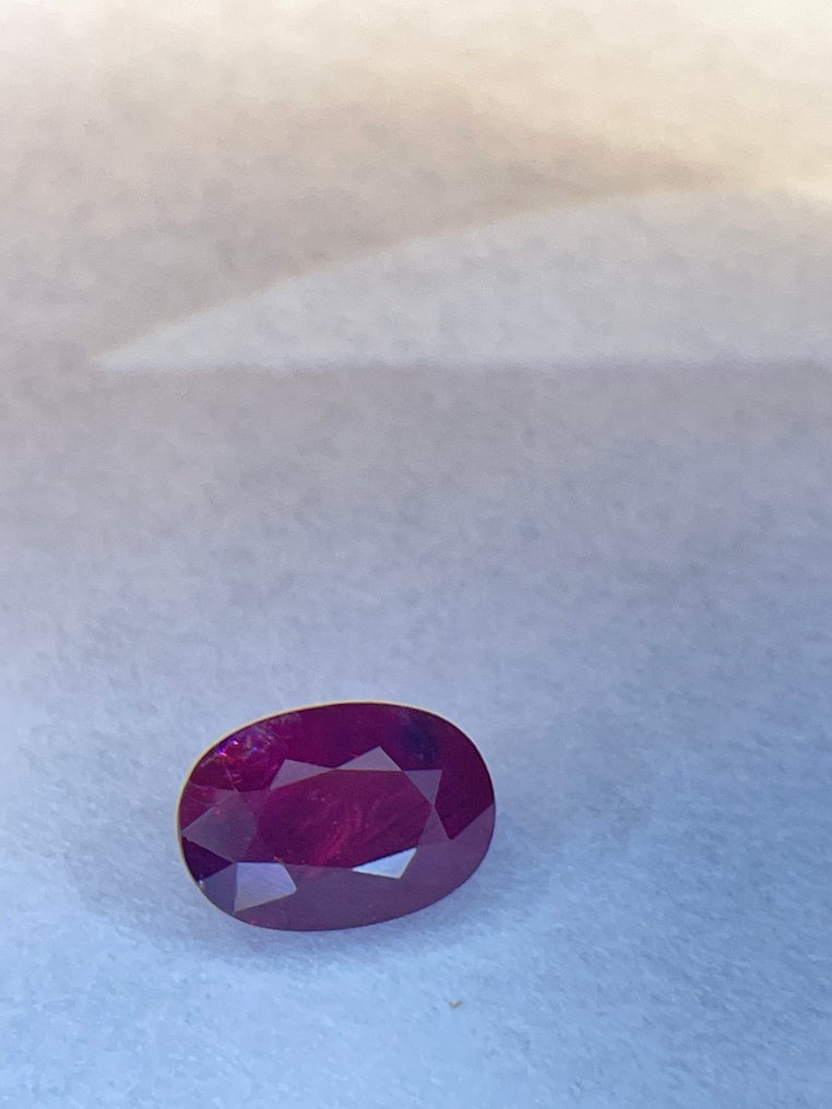 1 pcs Rot Rubin - 1.28 ct - GRS Gemresearch Swisslab #3.2