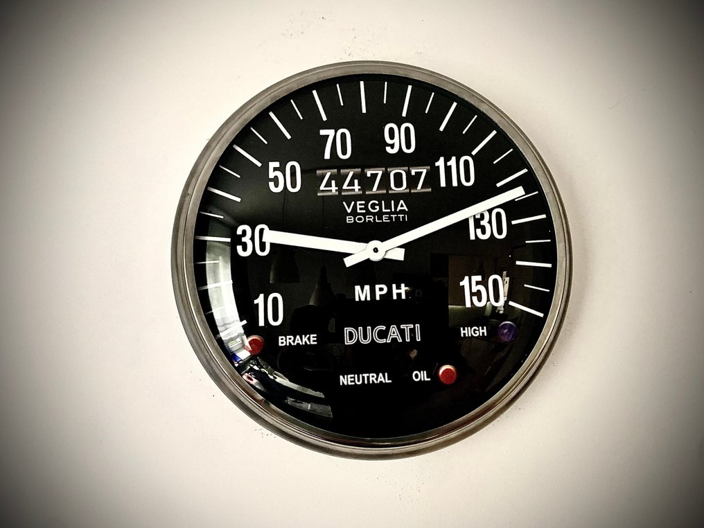 墙钟——基于原装 Ducati 750 SuperSport 速度计——汽车艺术 -  老式 金属, 玻璃, 塑料 - 2010-2020年 - Ducati 750 时钟 #1.0