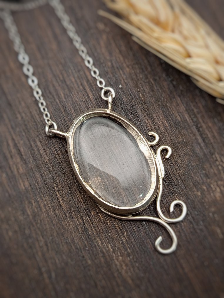 Gioiello artigianale "Romantica trasparenza" in argento 925 con Quarzo ialino top quality, pezzo - Altezza: 35 mm - Larghezza: 20 mm- 7.5 g - (1) #1.0