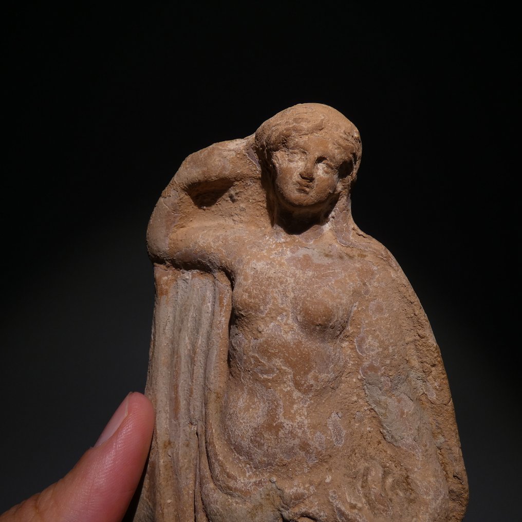 古希腊,希腊化时代 Terracotta 坦格拉女神像,高19厘米,公元前4世纪。 #3.2