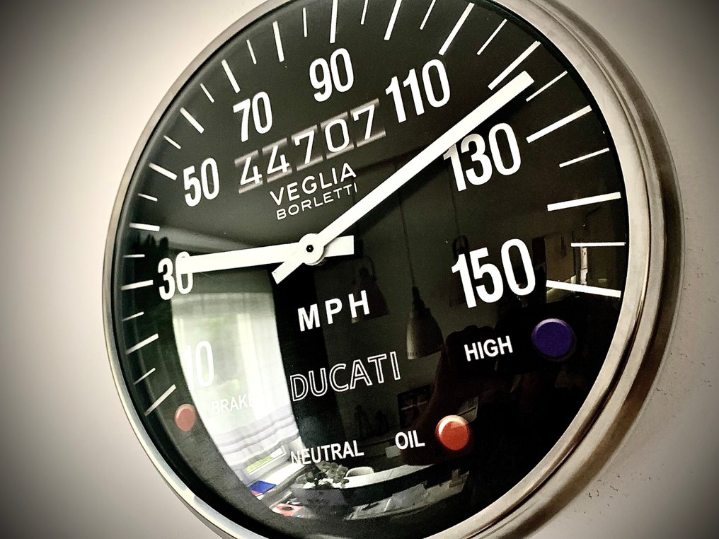 墙钟——基于原装 Ducati 750 SuperSport 速度计——汽车艺术 -  老式 金属, 玻璃, 塑料 - 2010-2020年 - Ducati 750 时钟 #1.0