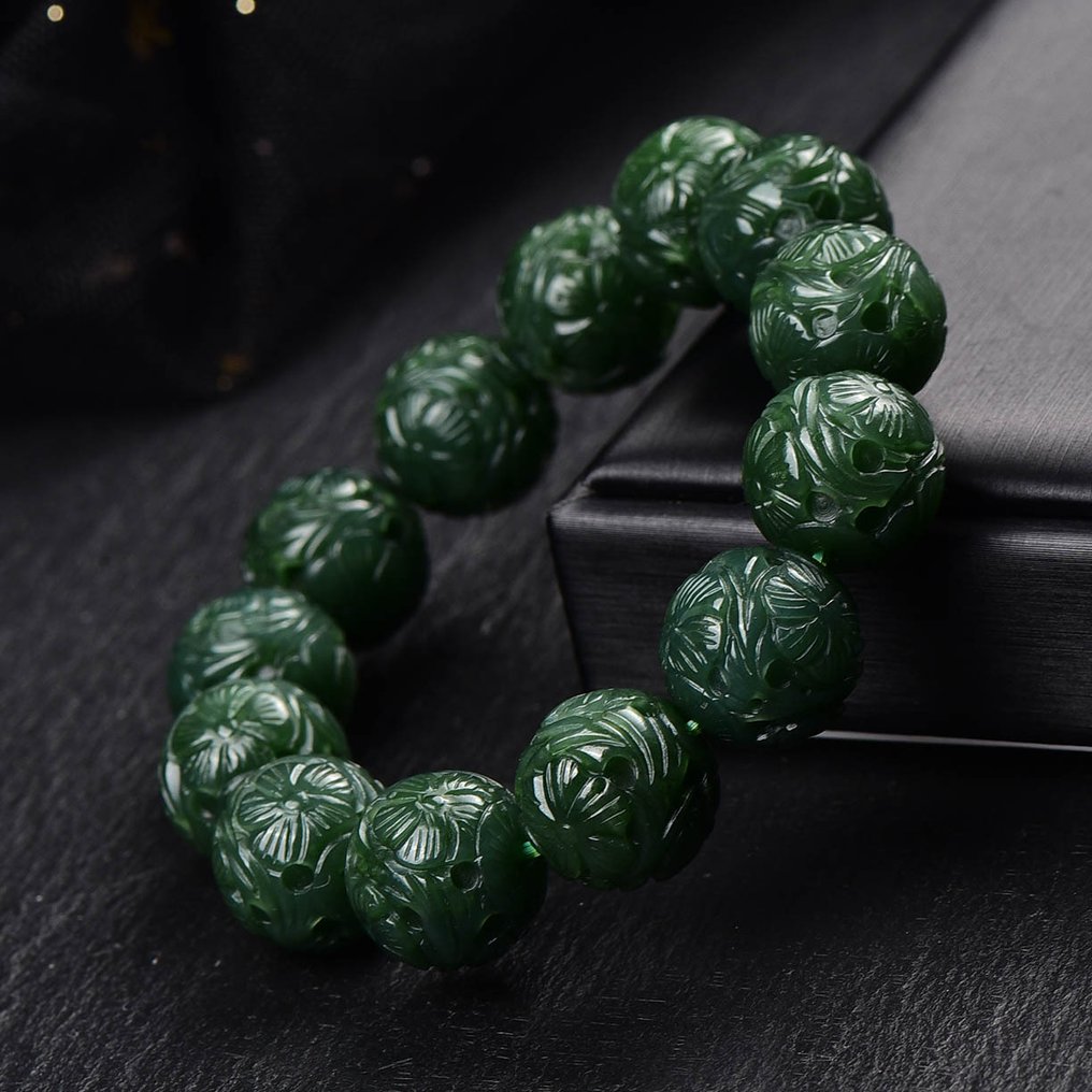 ALGT 认证——巨大且精湛的天然软玉玉镯 清晰与色彩的醒目结合- 75.6 g #1.0