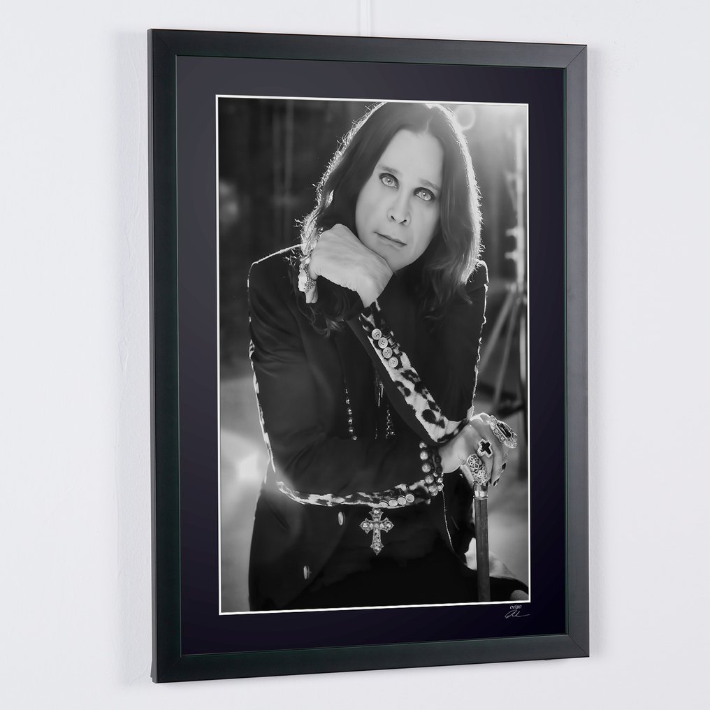 Ozzy Osbourne - Iconic Legend - Fine Art Photography - Luxury Wooden Frame 70X50 cm - Limited Edition 01 of 20 - Serial 296 - Original Certificate (COA), Hologram - 100% New. Shipping Reduction from 3 items #4.3