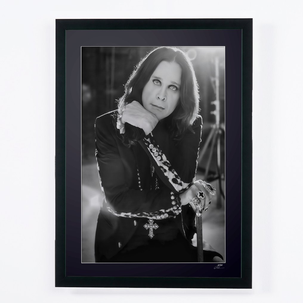Ozzy Osbourne - Iconic Legend - Fine Art Photography - Luxury Wooden Frame 70X50 cm - Limited Edition 01 of 20 - Serial 296 - Original Certificate (COA), Hologram - 100% New. Shipping Reduction from 3 items #1.0